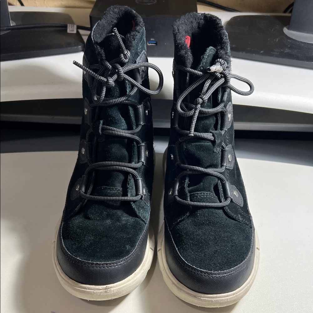 Sorel Joan Explorer II NL4462 Waterproof Boots Sz 8